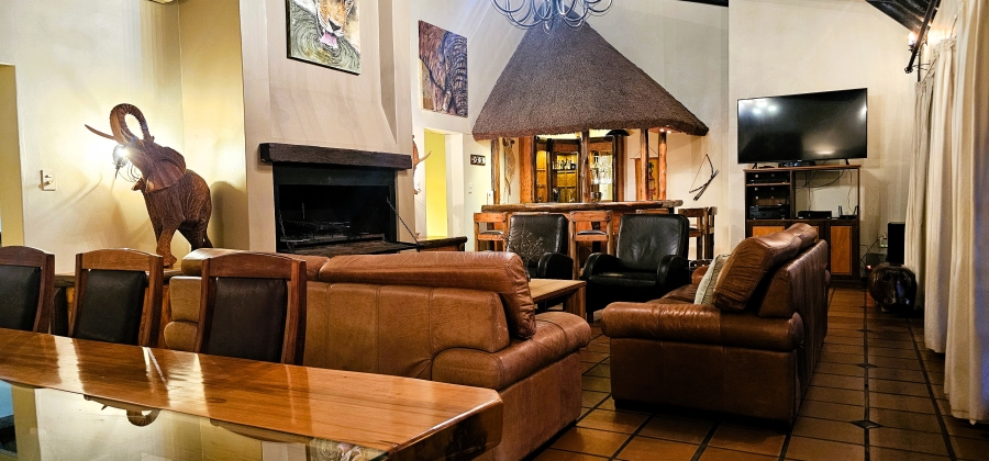 5 Bedroom Property for Sale in Myburgh Park Western Cape